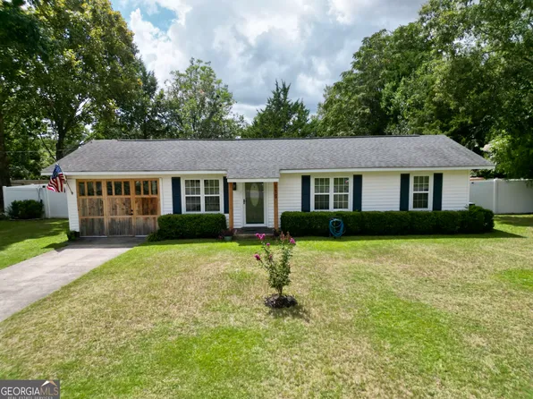 115 Diane St, Cochran, GA 31014