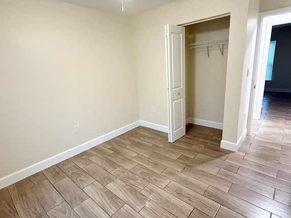 5th image of 2937 Gillespie Ave #A