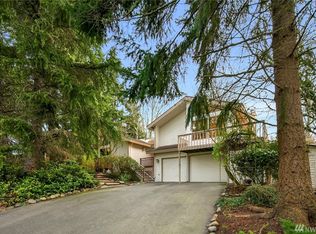 11114 Palisades Ave SW, Vashon, WA 98070