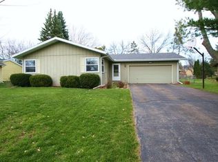 5310 Big Bow Rd, Fitchburg, WI 53711