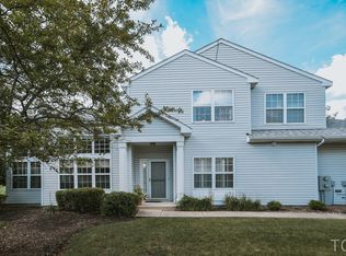 109 S Barton Trl, Batavia, IL 60510