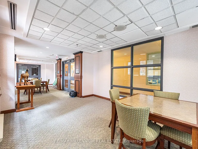 68 Corporate Dr #1532 — Photo 40
