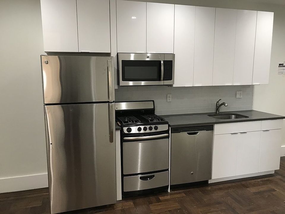 1st image of 855 Ocean Ave #1EE