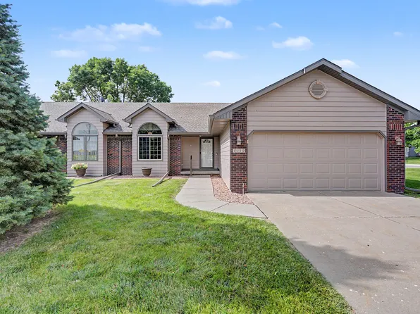 1012 8th St SE, Altoona, IA 50009