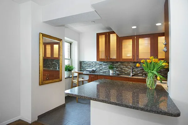 Sold by Brooklyn Bridge | media 18