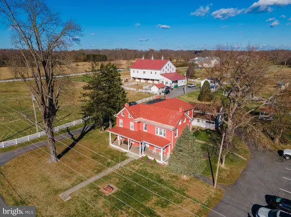 1585 Gardners Ln, Shepherdstown, WV 25443