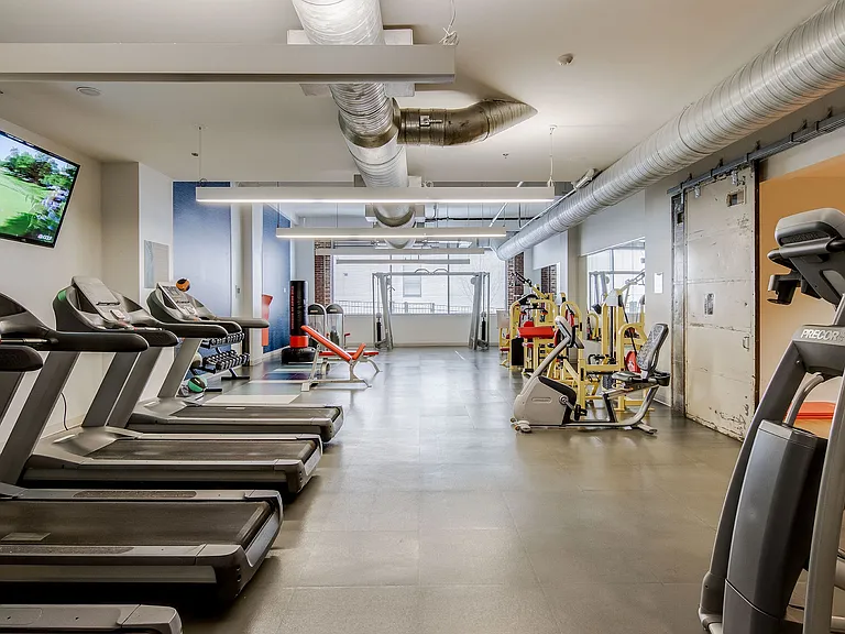 520 Park Avenue — Photo 19
