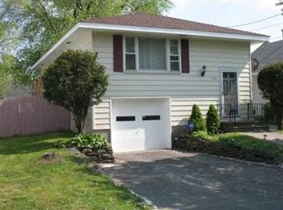 158A Osborne Rd, Albany, NY 12205