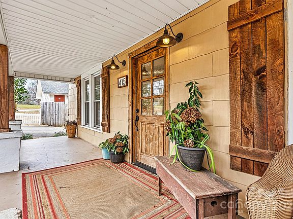 5th image of 415 W C St