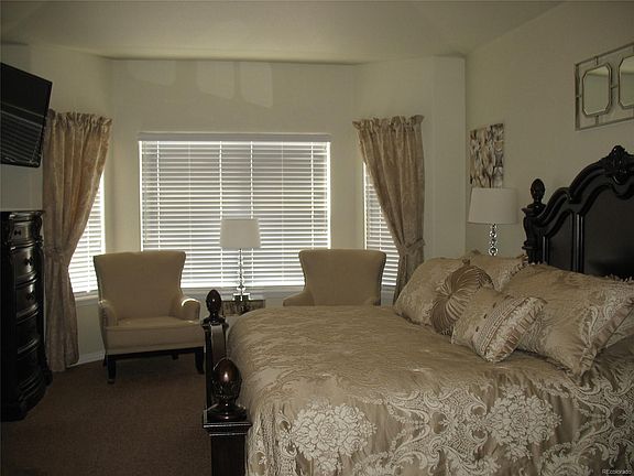5th image of 1868 Malibu Ct