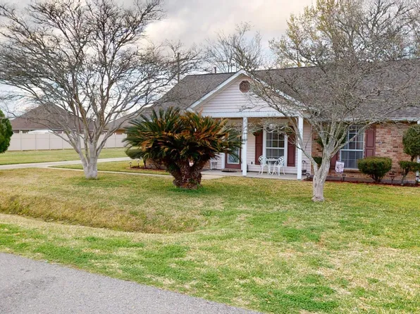 406 E Spillman St, Gonzales, LA 70737