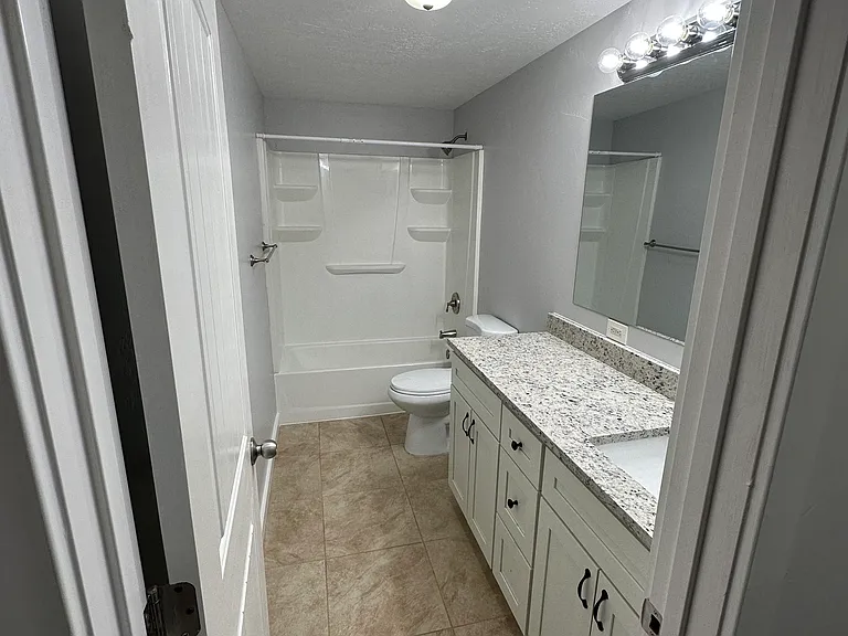 7898 N Oakwood Dr #1 — Photo 7