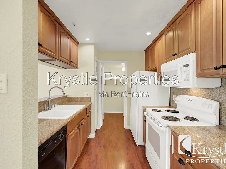 1201 Glen Cove Pkwy #713 — Photo 10