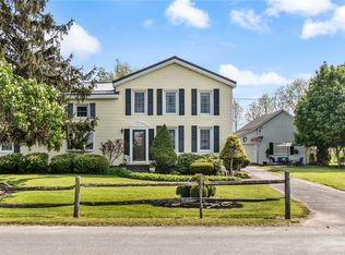 8368 Dunn Rd, Lyons, NY 14489
