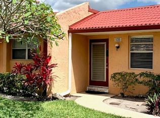 135 Lake Anne Dr, West Palm Beach, FL 33411