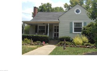 1209 S Hawthorne Rd, Winston Salem, NC 27103