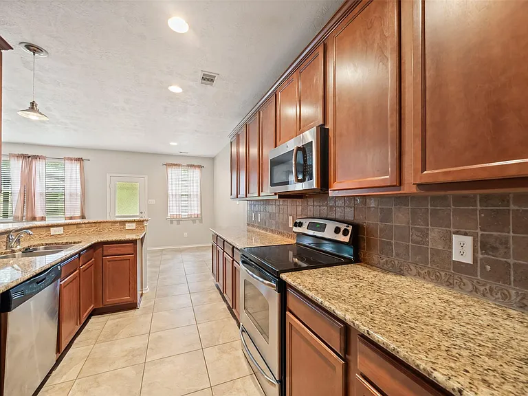 3 Whitekirk Pl — Photo 11