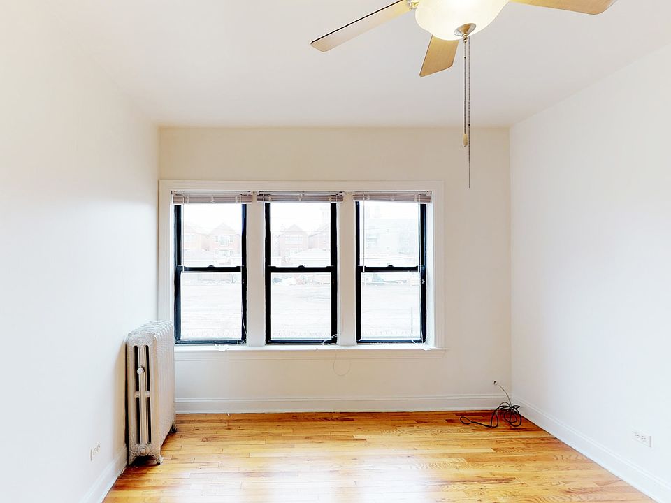 Dining/Living room