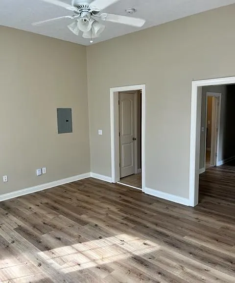 1220 Cincinnati St #2 — Photo 1