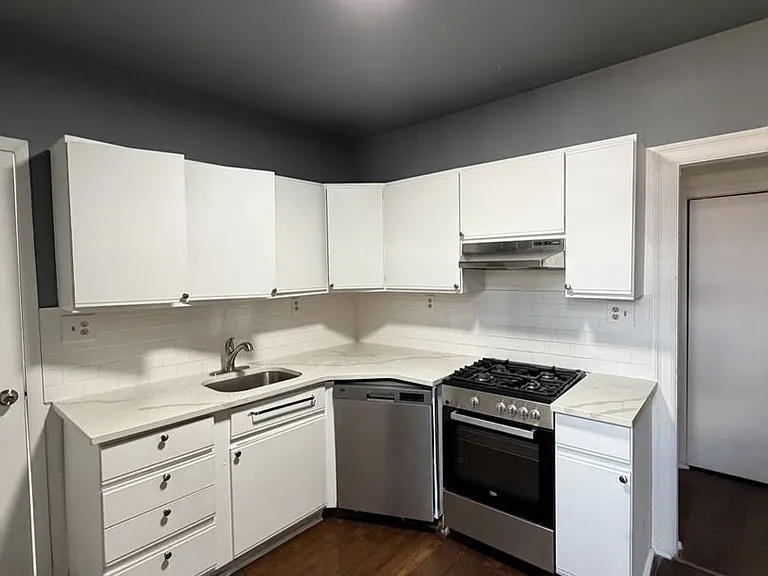 328 S Mathilda St #4 — Photo 2