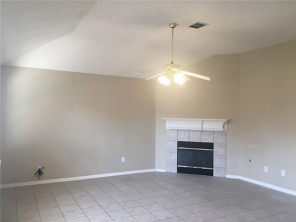2nd image of 1224 Carolyn Ln