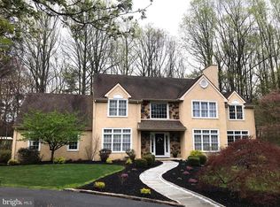 16 Chesterton Dr, Landenberg, PA 19350