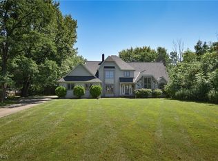 30776 Cedar Rd, Pepper Pike, OH 44124