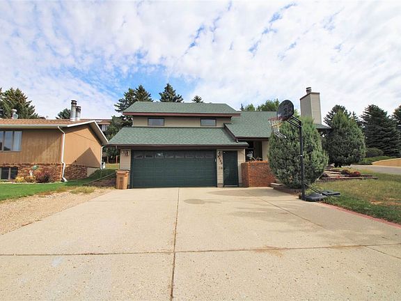 4th image of 2500 Bel Air Pl