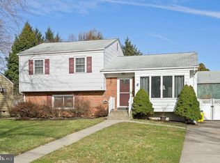 4 Shelton Ave, Ewing, NJ 08618
