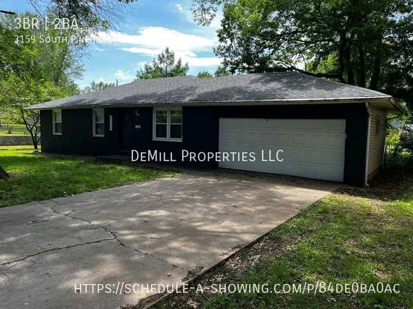 3159 S Pinehurst Ave, Springfield, MO 65807