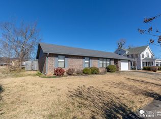 1211 Port Arthur Ave, Mena, AR 71953