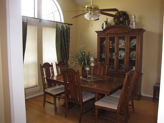 2nd image of 1204 Prairie Wind Blvd