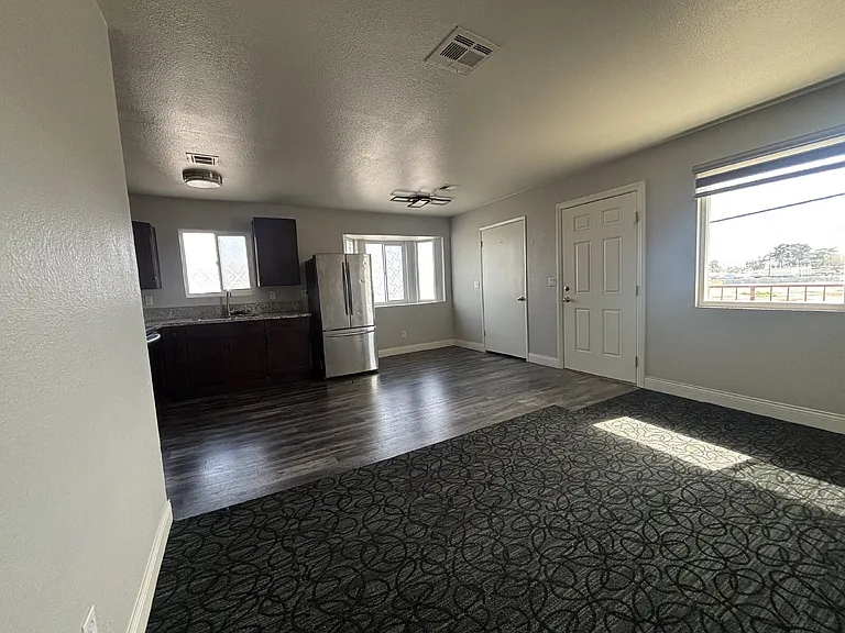 5660 E Lake Mead Blvd #D — Photo 15