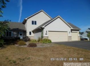 7799 23rd Street Cir N, Oakdale, MN 55128