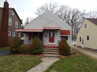 4266 W 212th St, Fairview Park, OH