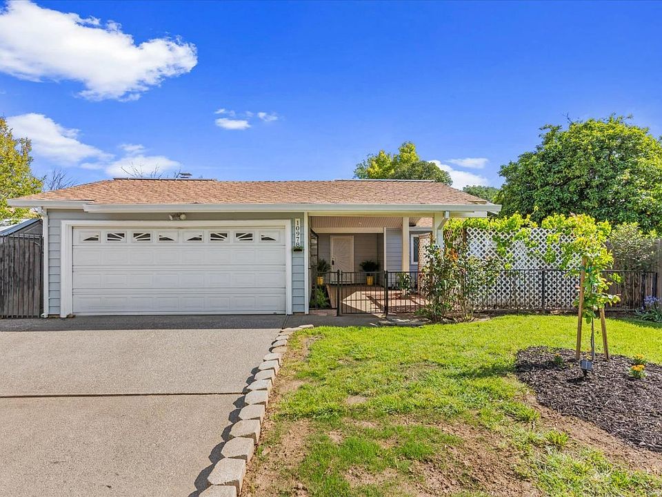 1st image of 10978 Cypresswood Way