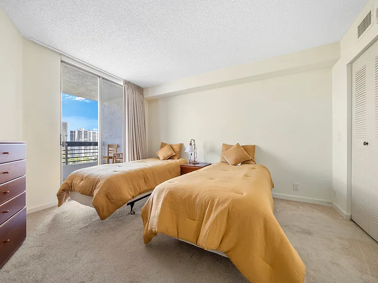 3400 NE 192nd St #1810 — Photo 11