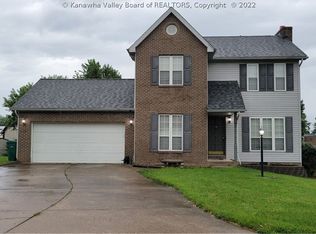 211 David St, Hurricane, WV 25526