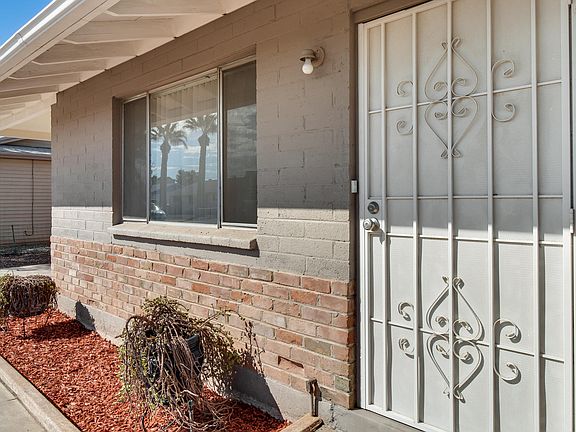 5th image of 3330 W Dahlia Dr