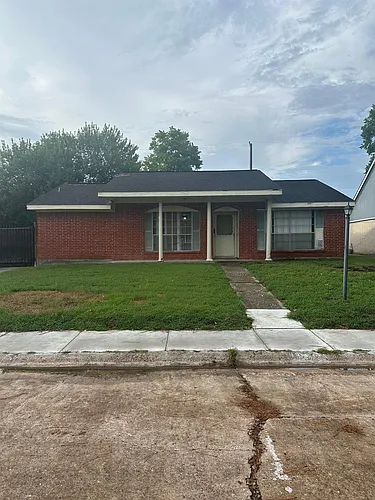 15342 Willowwind Cir Photo 1
