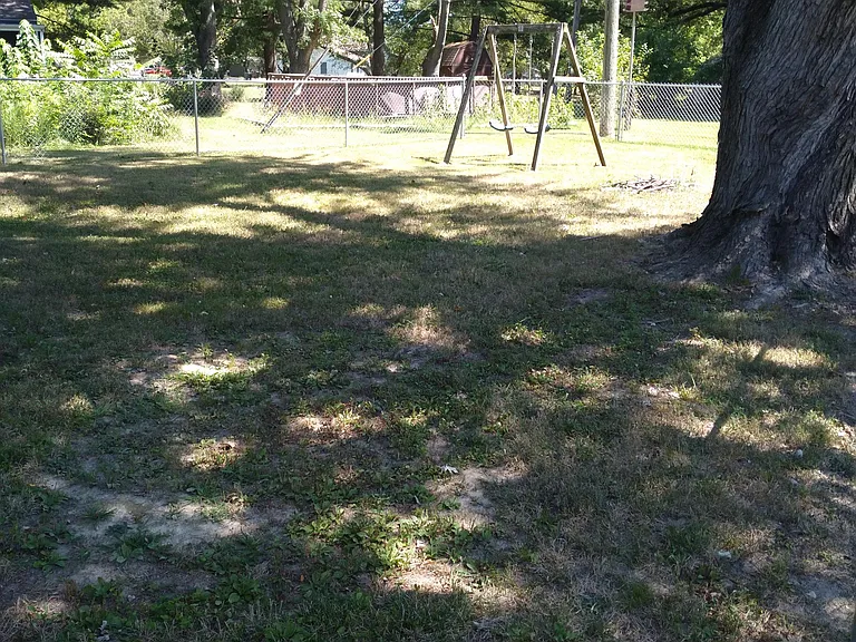 216 S Pecan St — Photo 5
