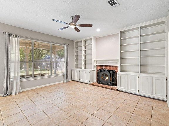 5th image of 6215 John Chisum Ln
