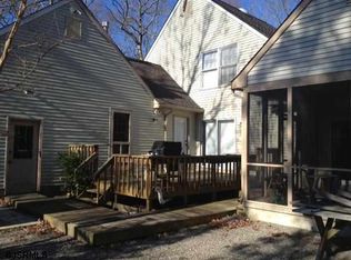 17 Cambridge Dr, Ocean View, NJ 08230