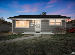 8014 Morgan Ford Rd, Saint Louis, MO 63123