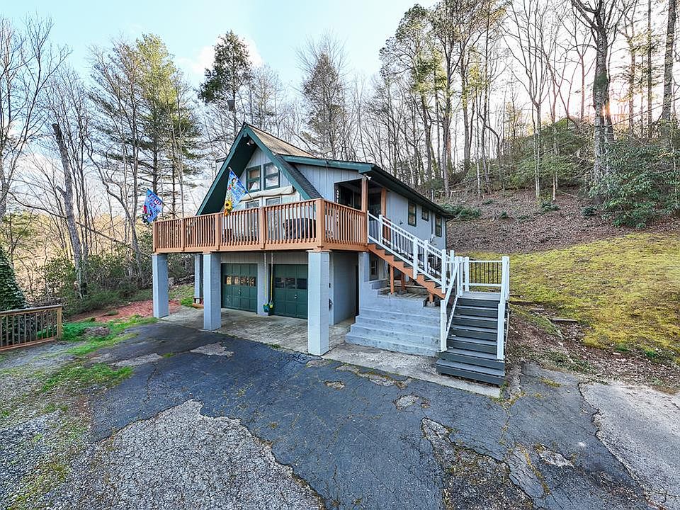 1st image of 68 Mountain Drive