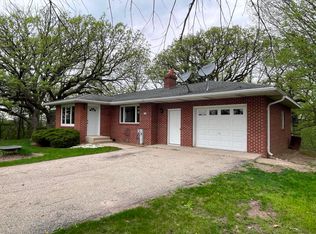 6202 Back Rd, Burlington, WI 53105