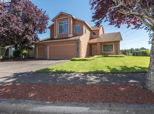 21800 NE Lachenview Ln, Fairview, OR 97024