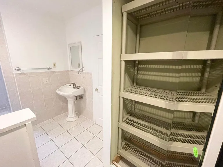 4640 Sansom St #O1 — Photo 18