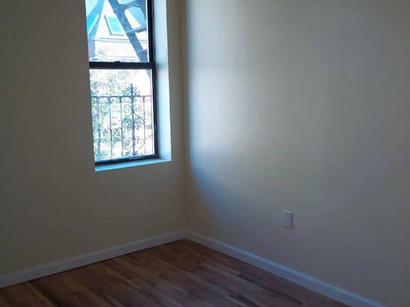 3rd image of 530 W 152nd St APT 44