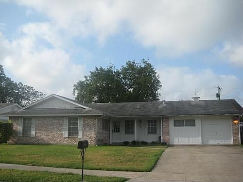 1st image of 4606 Lavender Ln